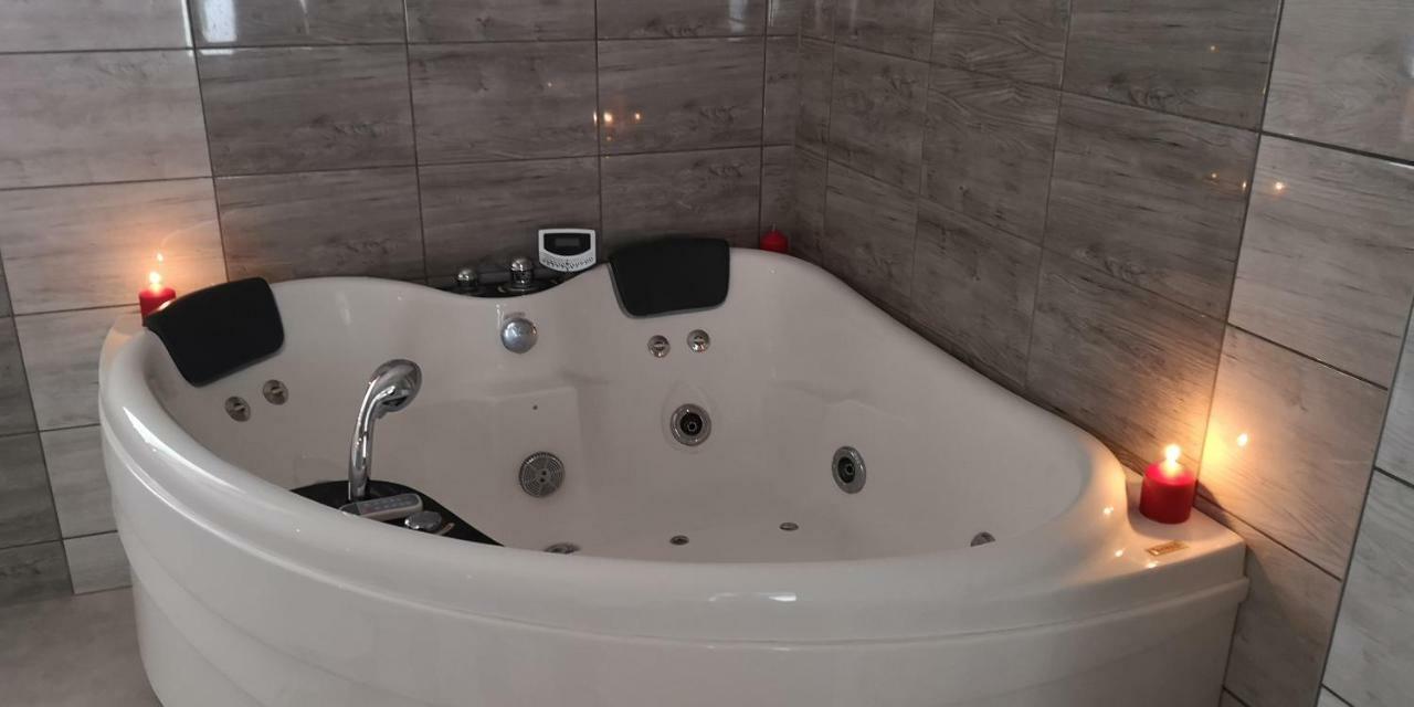 Apartamentai Su Dziakuzi Klaipėda Buitenkant foto